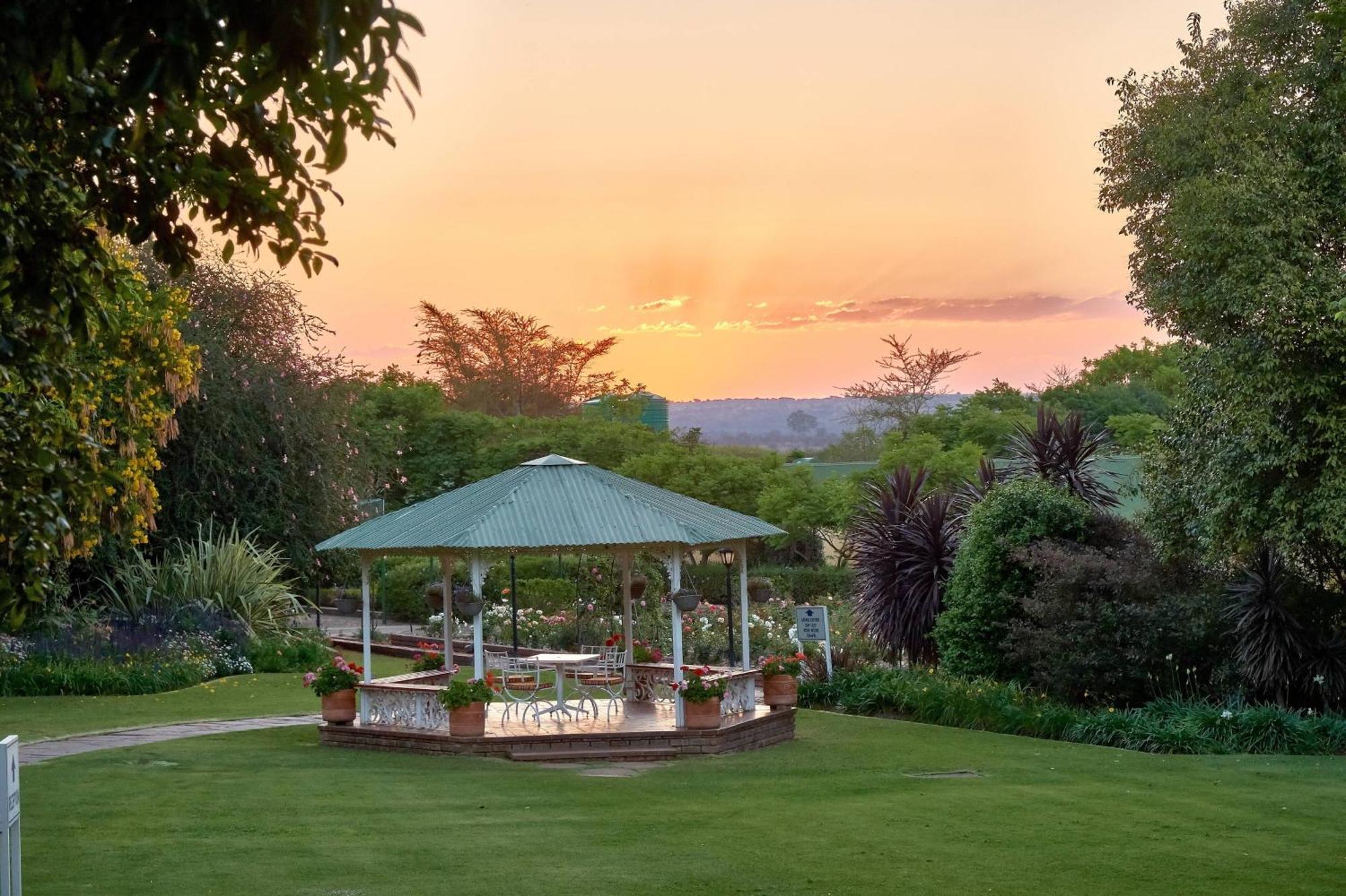 Protea Hotel By Marriott Polokwane Ranch Resort エクステリア 写真