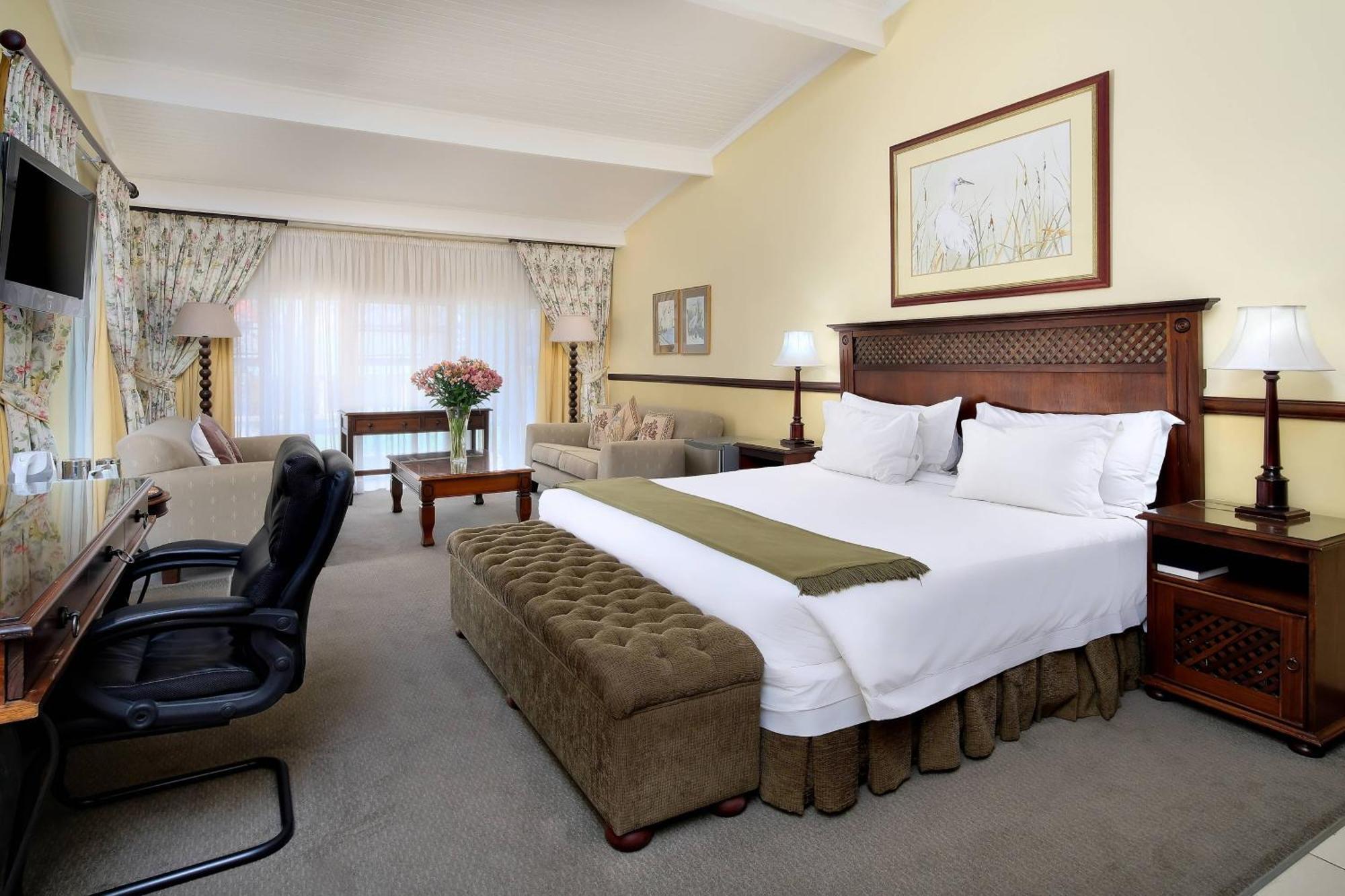 Protea Hotel By Marriott Polokwane Ranch Resort エクステリア 写真
