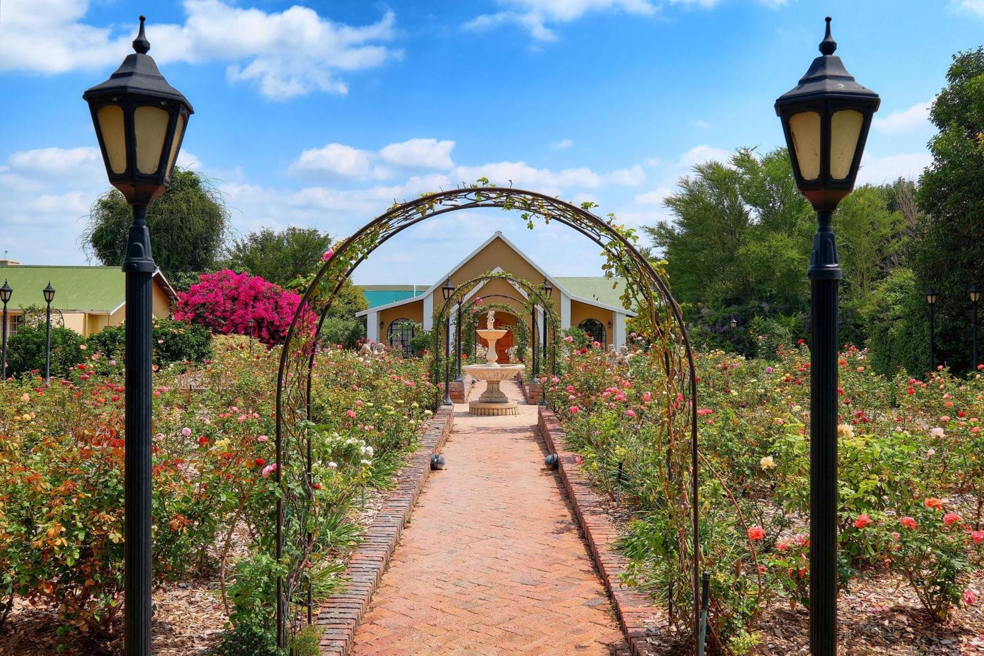 Protea Hotel By Marriott Polokwane Ranch Resort エクステリア 写真