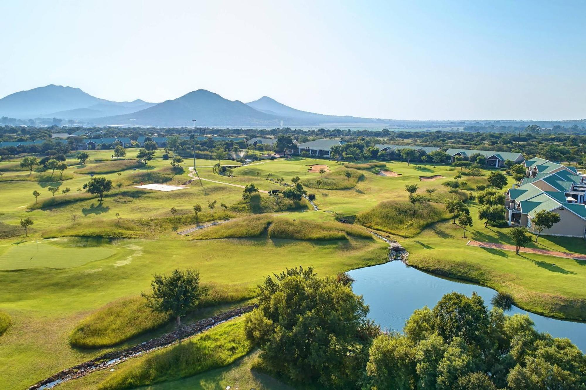 Protea Hotel By Marriott Polokwane Ranch Resort エクステリア 写真