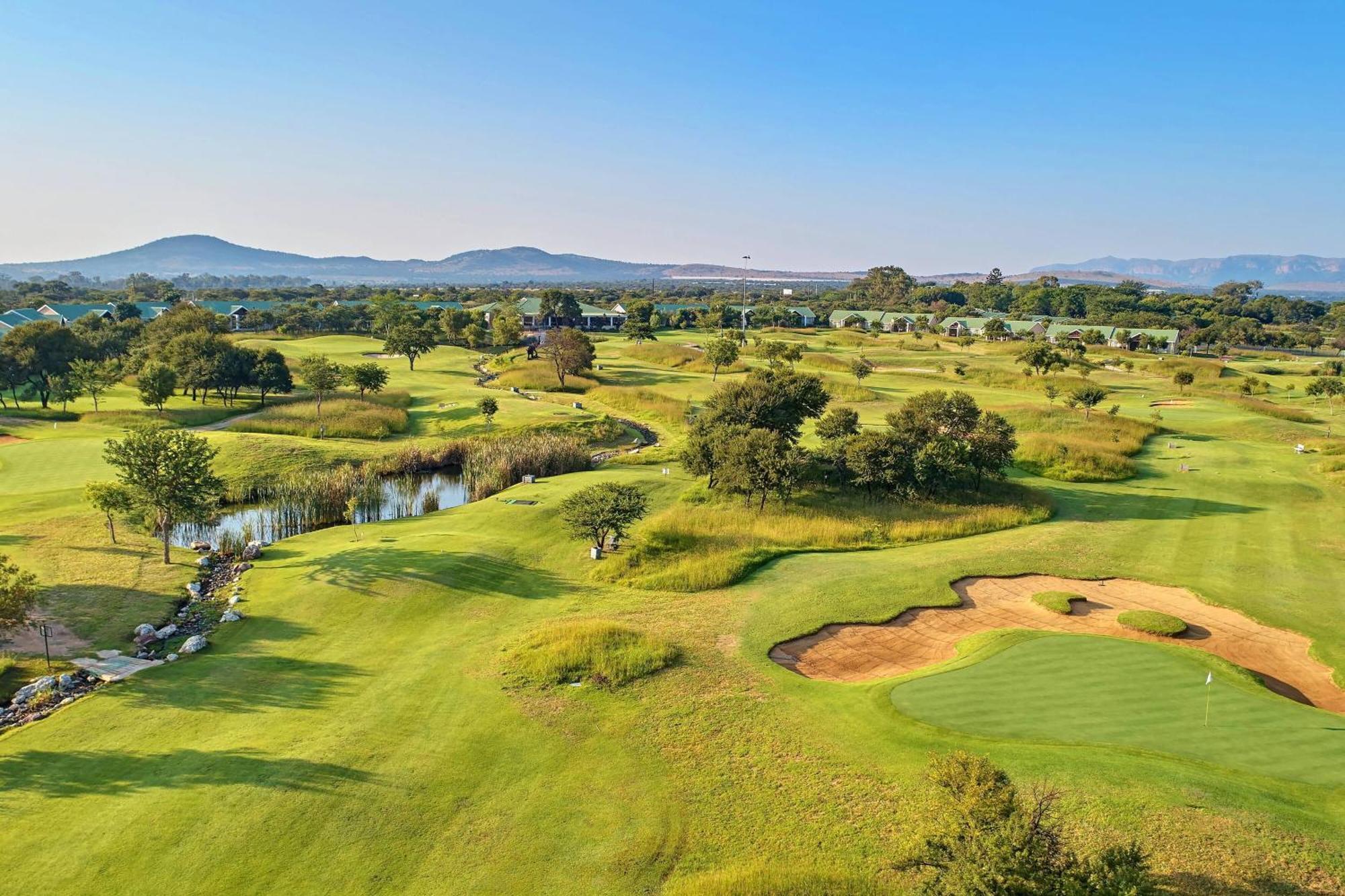 Protea Hotel By Marriott Polokwane Ranch Resort エクステリア 写真