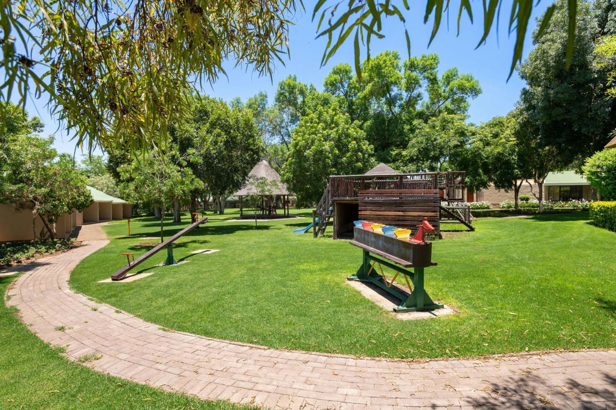 Protea Hotel By Marriott Polokwane Ranch Resort エクステリア 写真