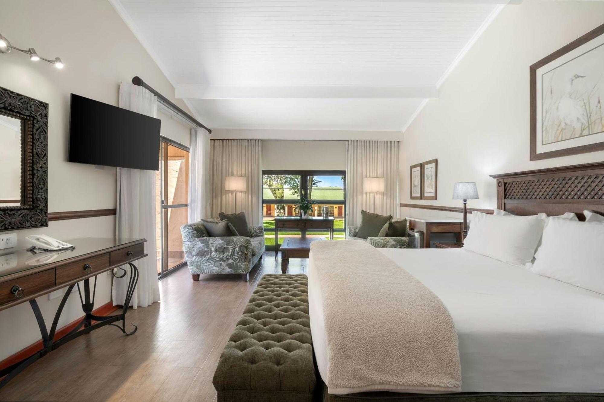 Protea Hotel By Marriott Polokwane Ranch Resort エクステリア 写真