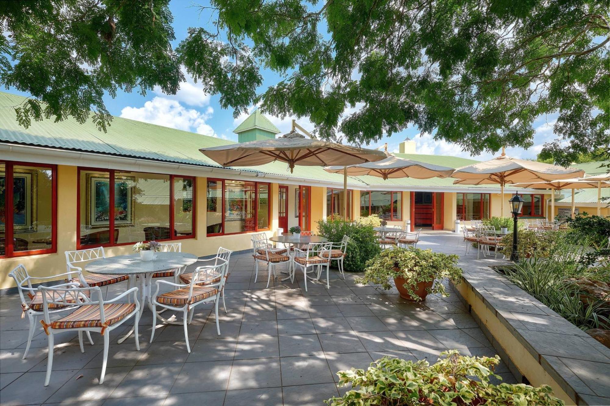 Protea Hotel By Marriott Polokwane Ranch Resort エクステリア 写真